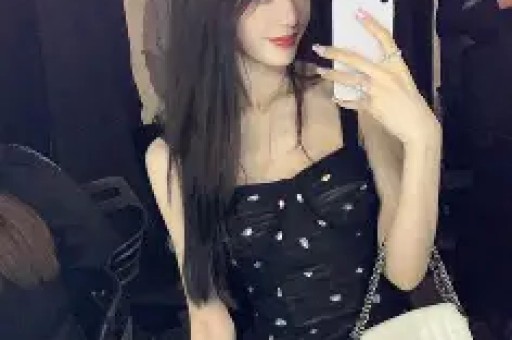 网红白冰抖音、微博、小红书等账号已被禁止关注!本人出镜道歉曾说探店不收一分钱全网粉丝超4000万 网红白冰抖音、微博、小红书等账号已被禁止关注!本人出镜道歉曾说探店不收一分钱全网粉丝超4000万