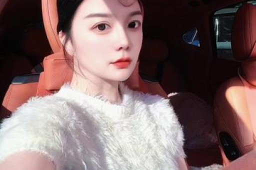 C罗宠妻送礼天花板登微博热搜！壕无人性