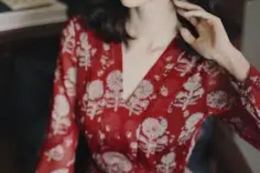 冲上热搜！知名女歌手连发“五问”：我真是服了！工作室声明：性质恶劣